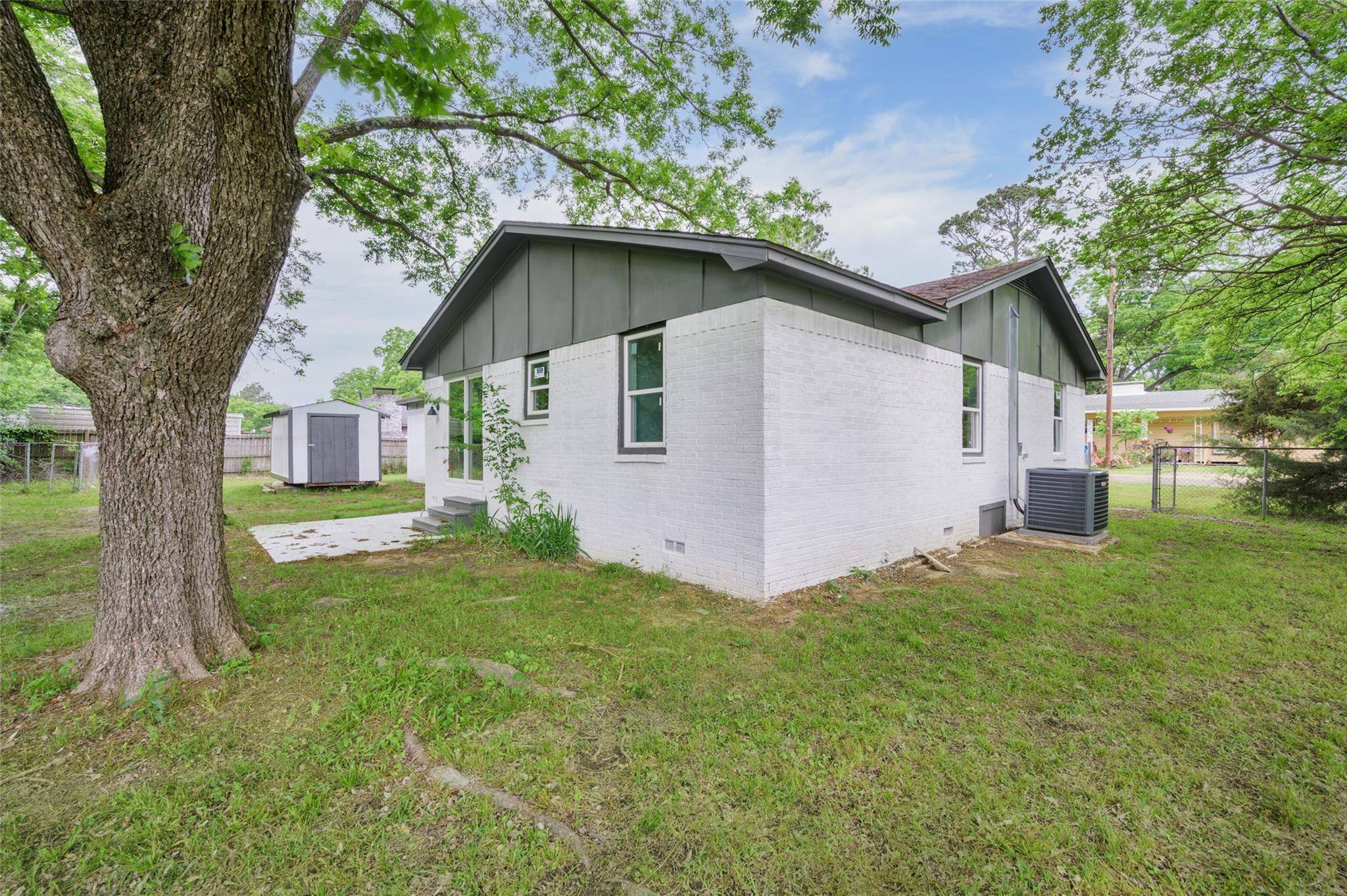 Mount Pleasant, TX 75455,1211 Earnest Street