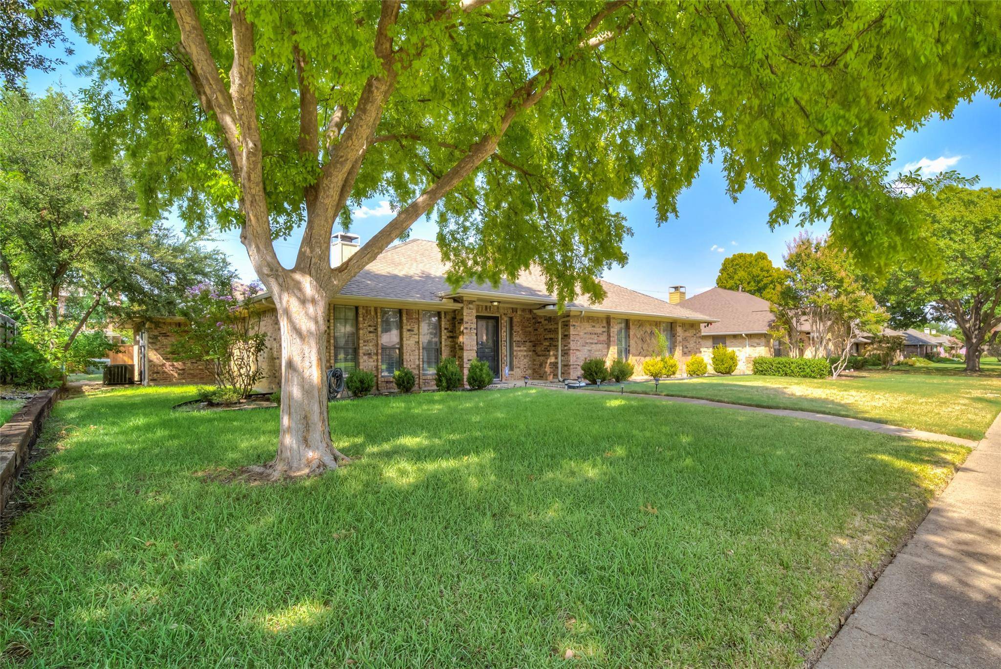 Coppell, TX 75019,802 Meadowglen Circle