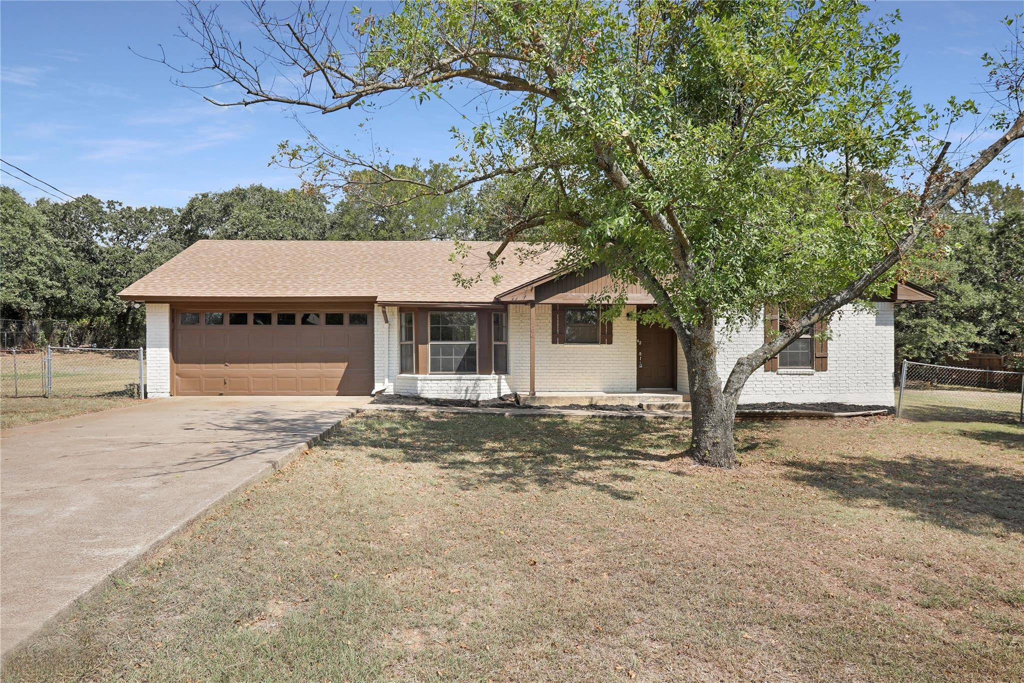 Azle, TX 76020,1704 Willow Wood Drive