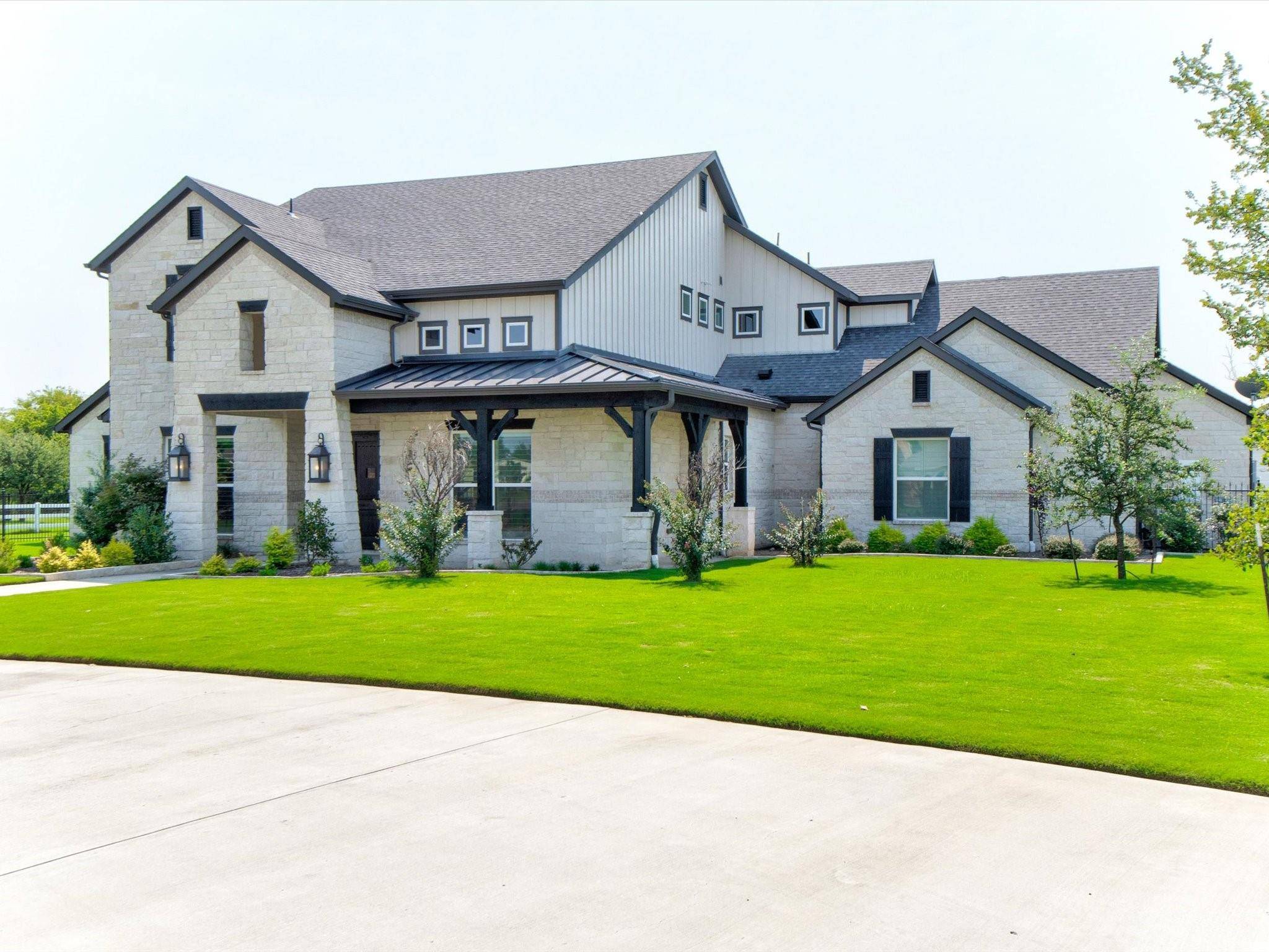 Haslet, TX 76052,2025 Greenway Crossing Drive