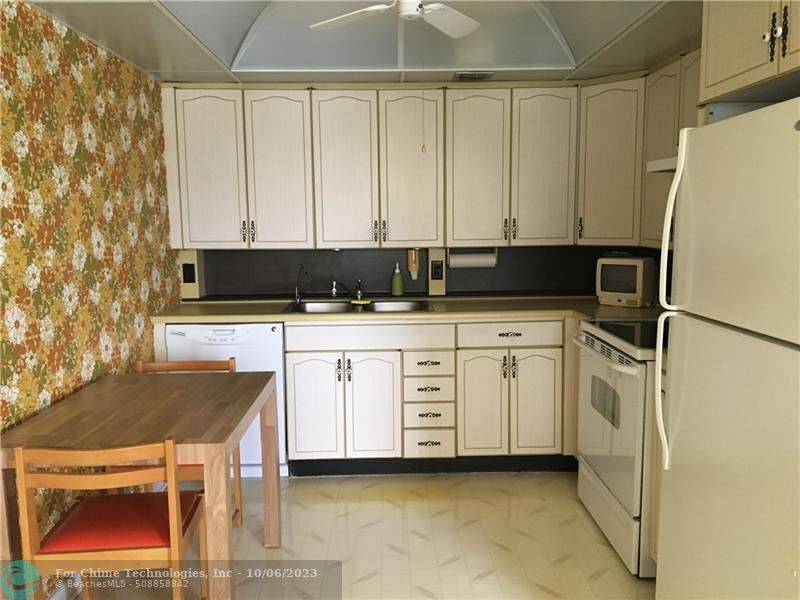 Deerfield Beach, FL 33442,4022 VENTNOR H  #4022