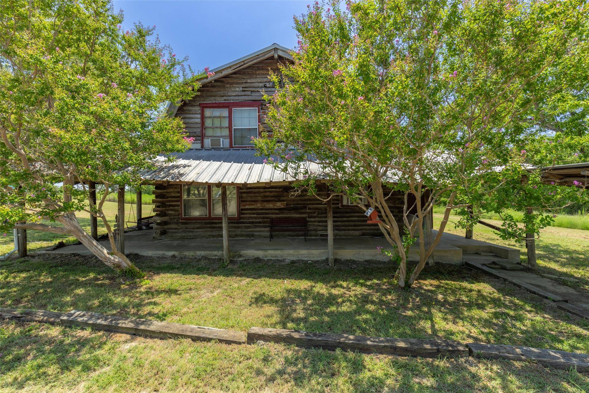 Quinlan, TX 75474,1176 Nob Hill Road