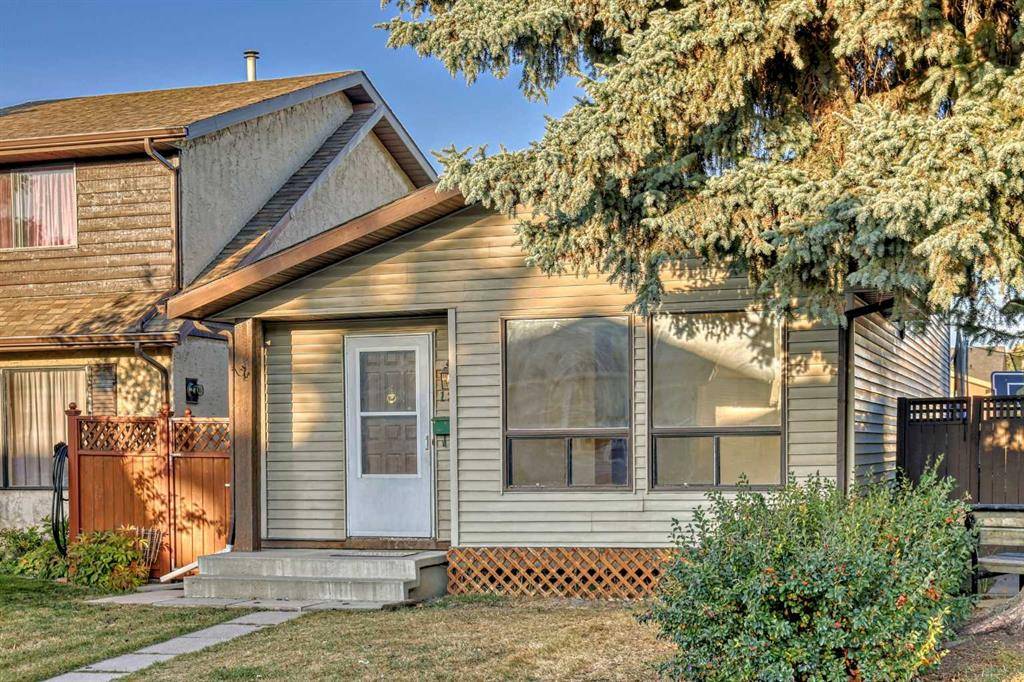 Calgary, AB T2A 6L2,123 Abinger CRES NE