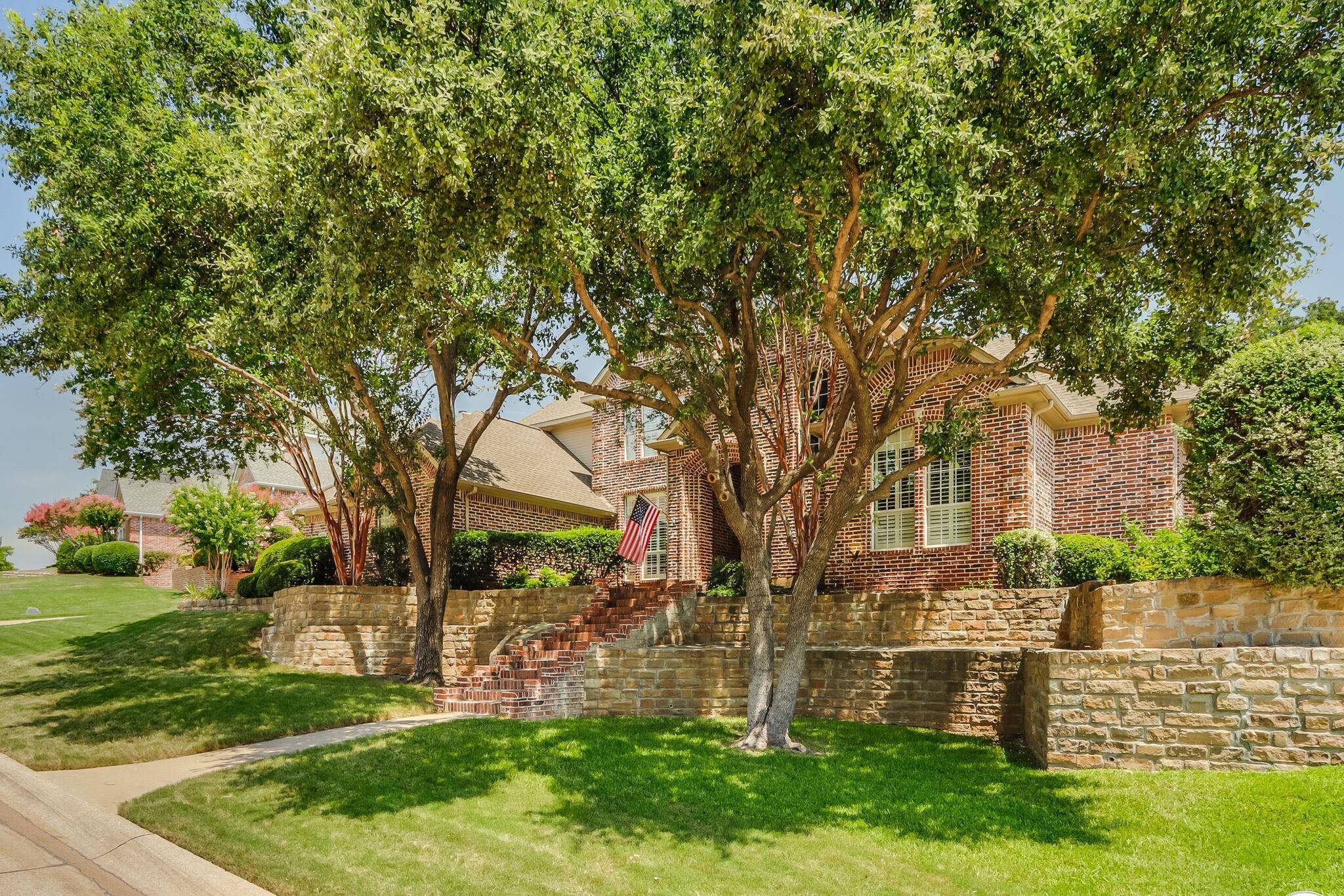 Highland Village, TX 75077,802 Greenvalley Lane