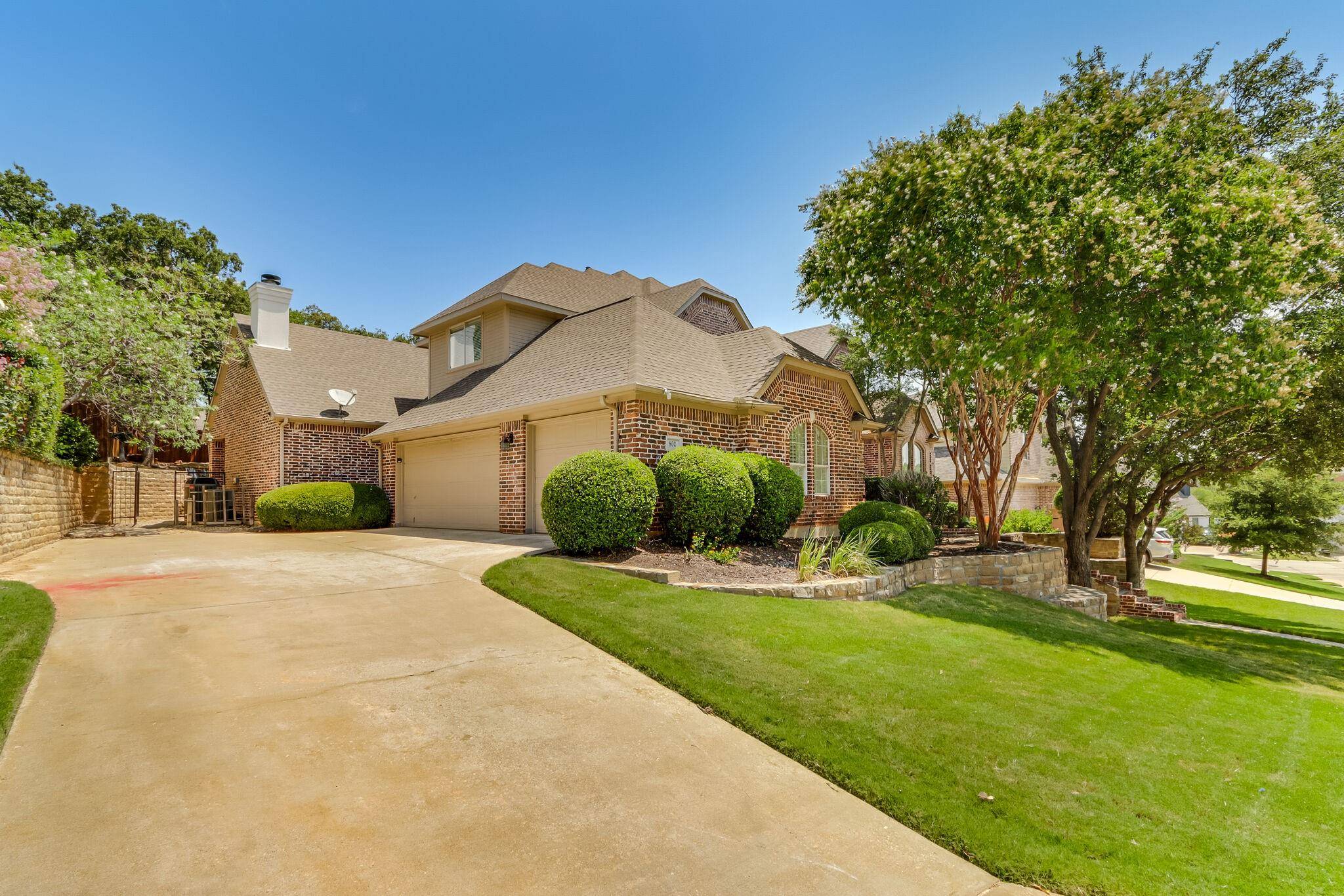 Highland Village, TX 75077,802 Greenvalley Lane