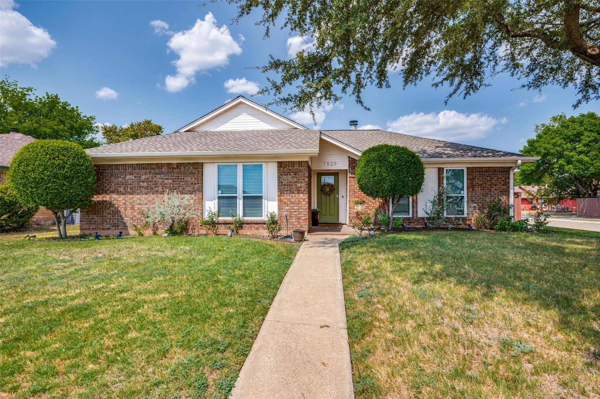 Allen, TX 75002,1529 Sunflower Drive