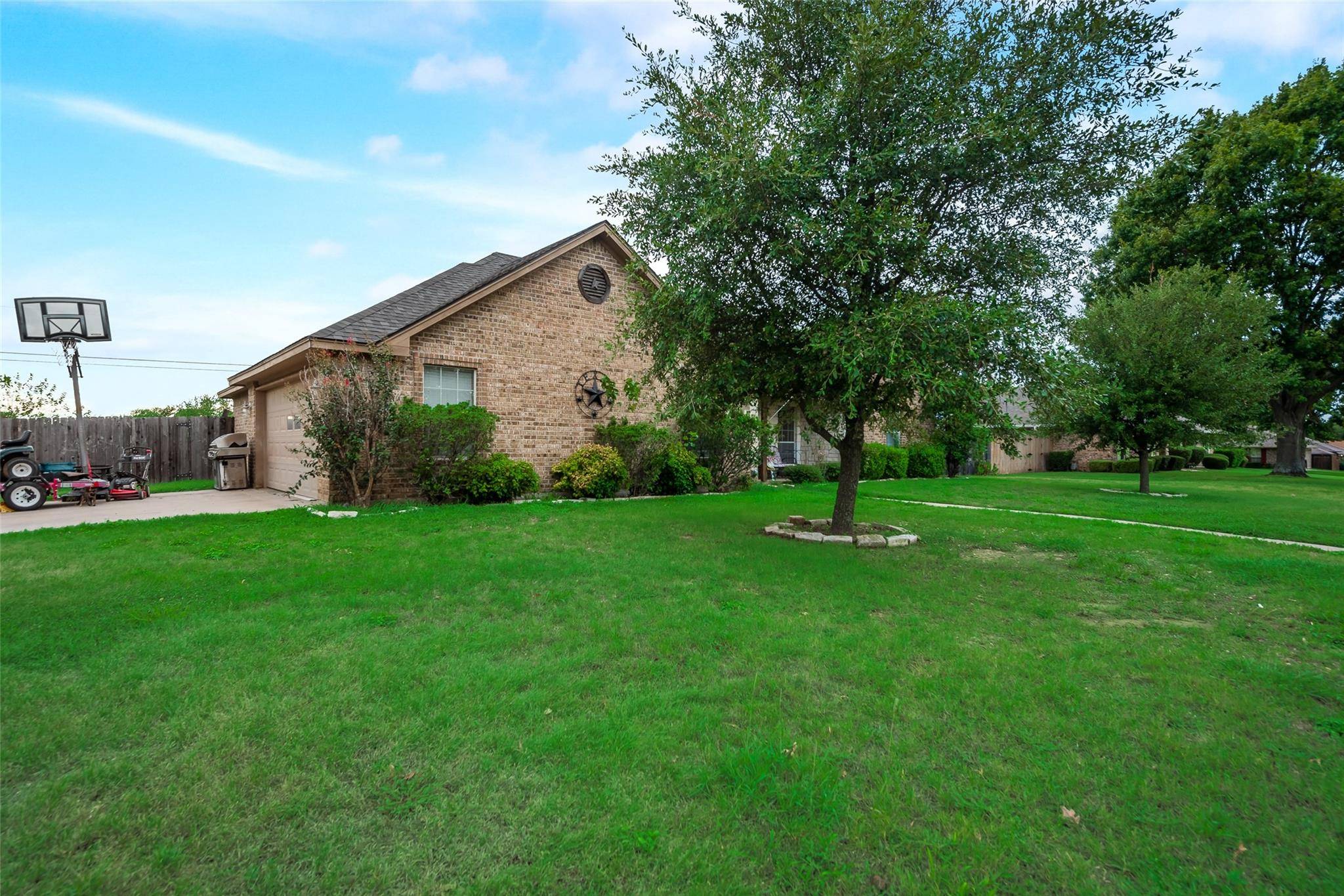 Cleburne, TX 76033,1204 Stonelake Drive