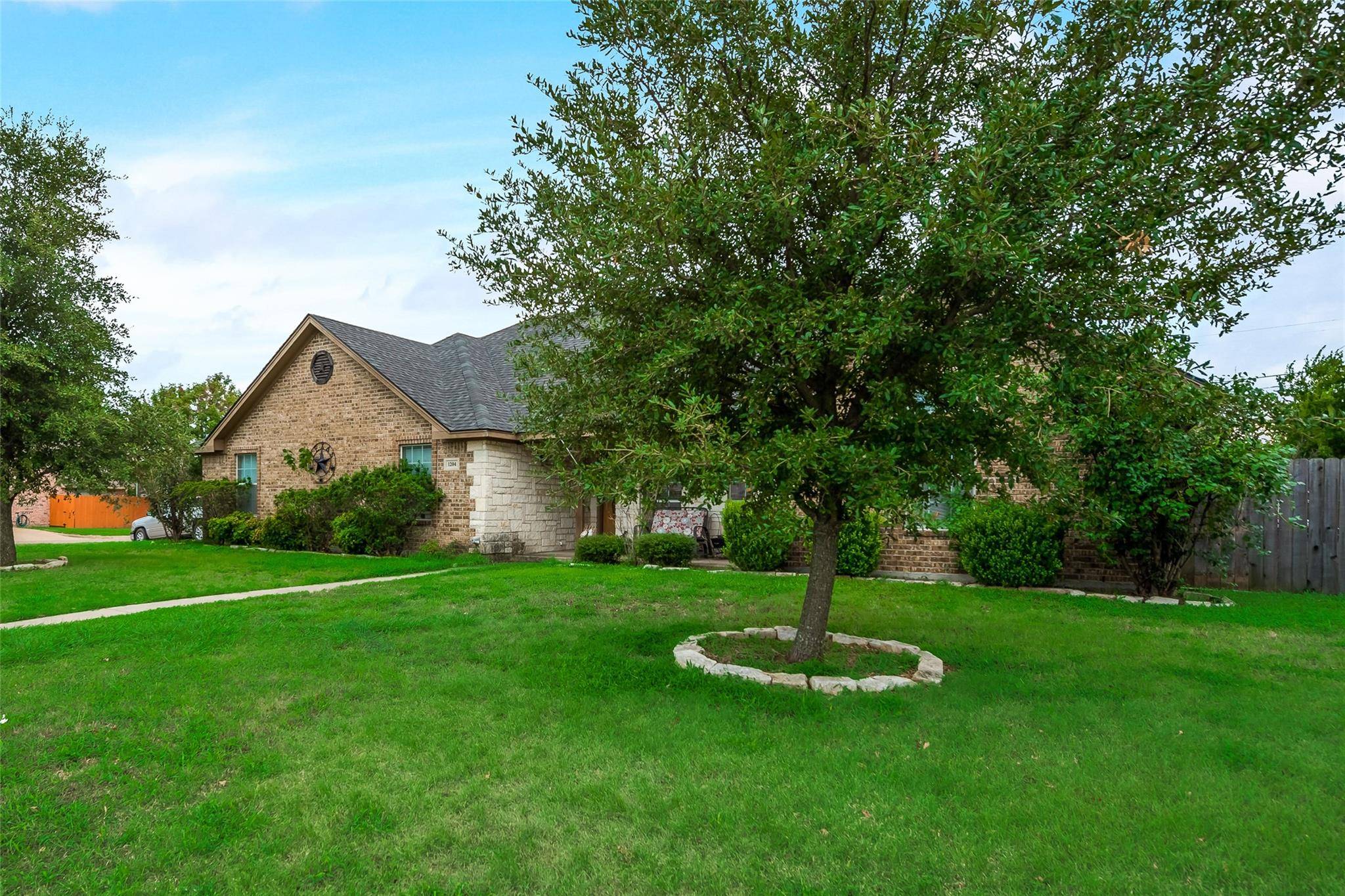 Cleburne, TX 76033,1204 Stonelake Drive