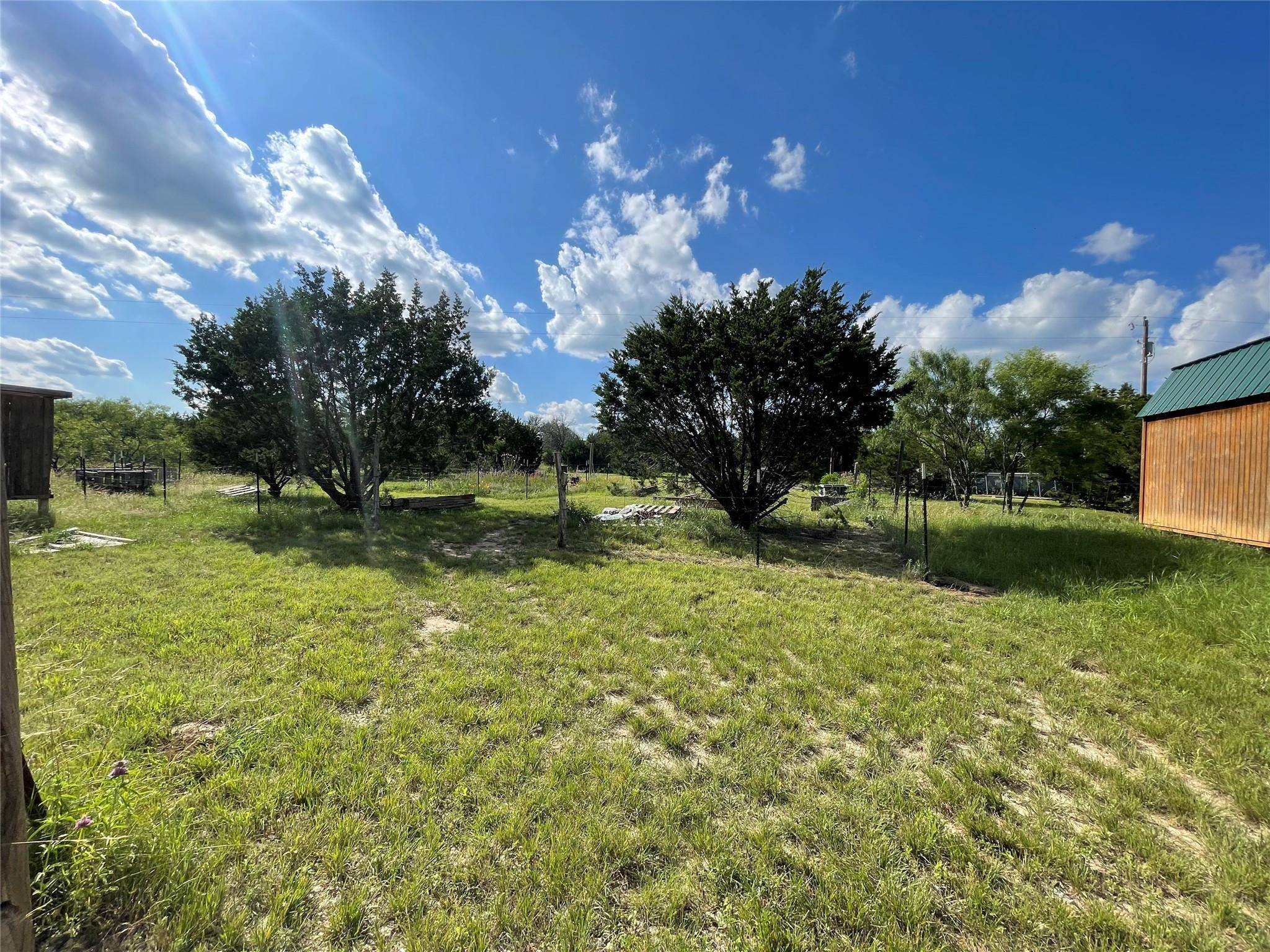 Goldthwaite, TX 76844,7 County Rd 249