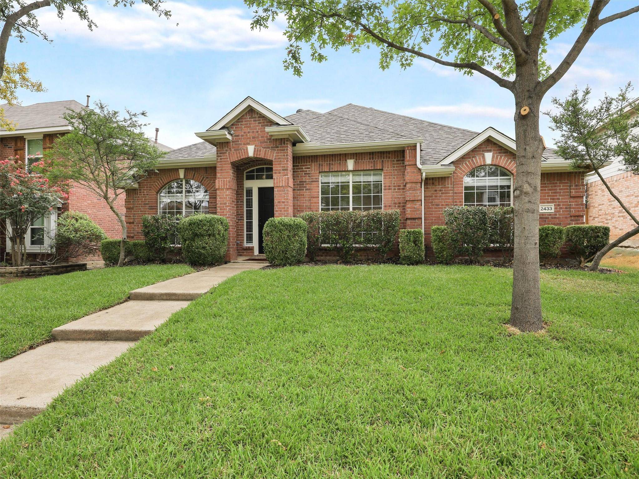 Plano, TX 75025,2433 Brycewood Lane