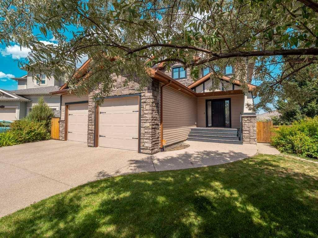 Lethbridge, AB T1K5R9,744 Canyonview Close W