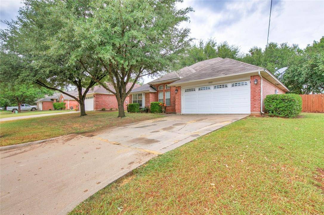 Granbury, TX 76048,1512 Clover Lane