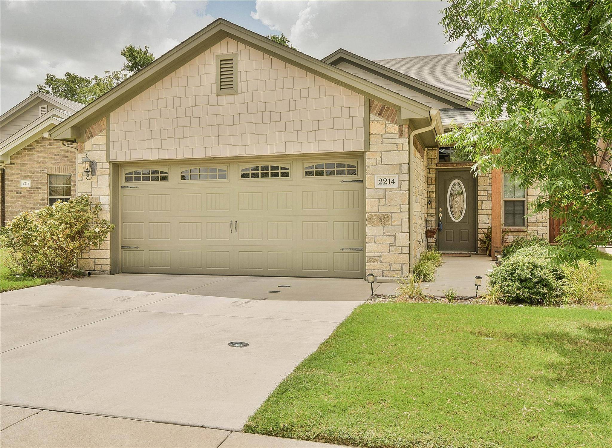 Granbury, TX 76049,2214 Cobblestone Court