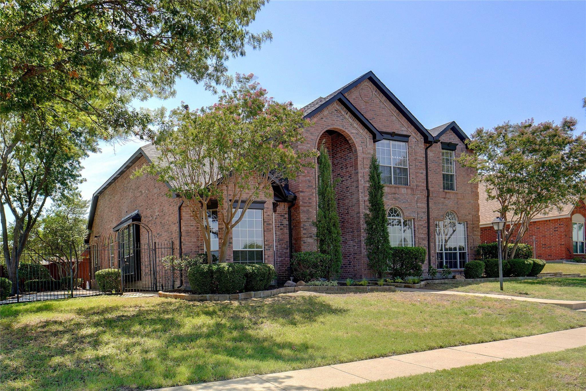 Plano, TX 75025,1300 Greenfield Drive