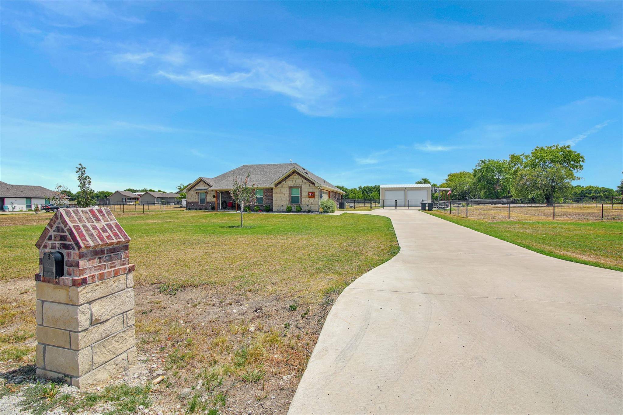 Leonard, TX 75452,220 Hidden Meadow Trail