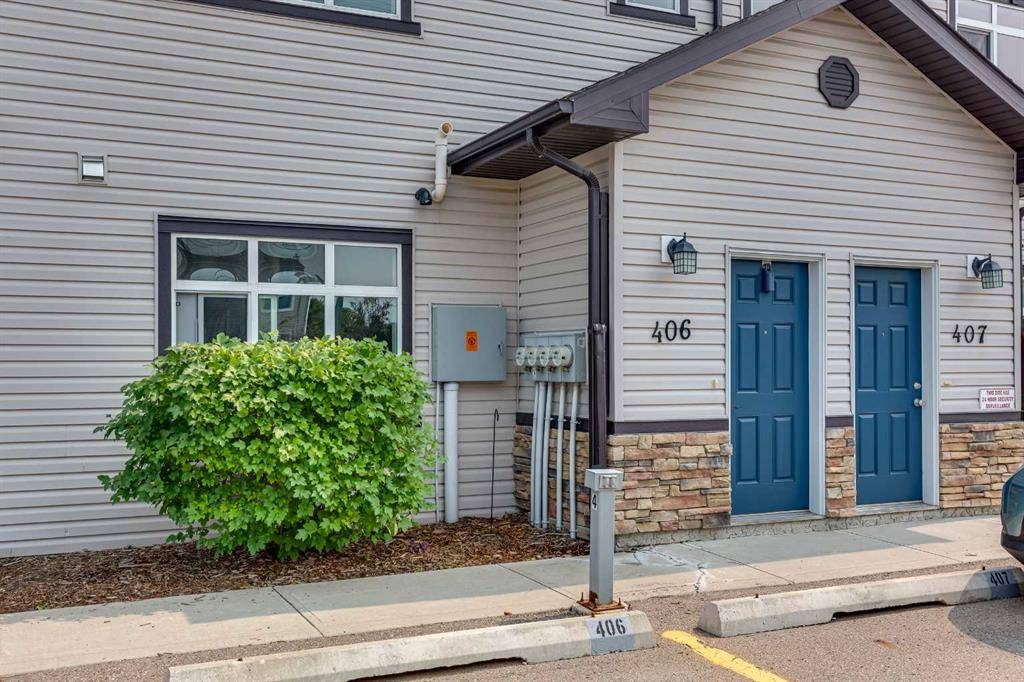 Springbrook, AB T4S 0E4,639 Oak ST #406