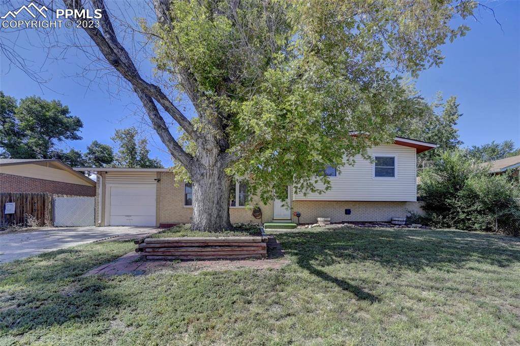 152 Harvard ST, Colorado Springs, CO 80911