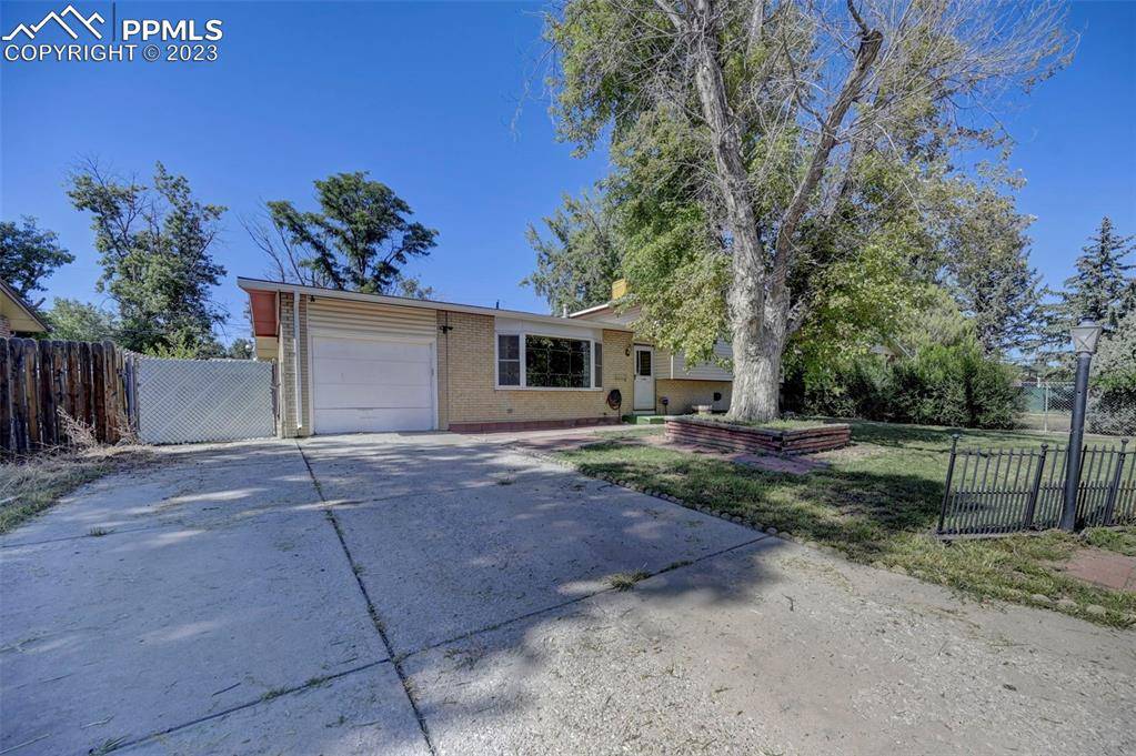 152 Harvard ST, Colorado Springs, CO 80911