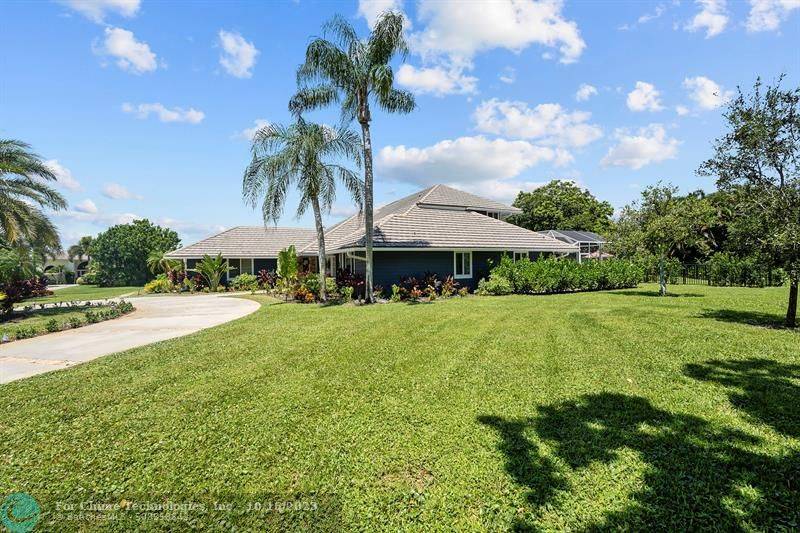 Tequesta, FL 33469,18144 SE Ridgeview Dr