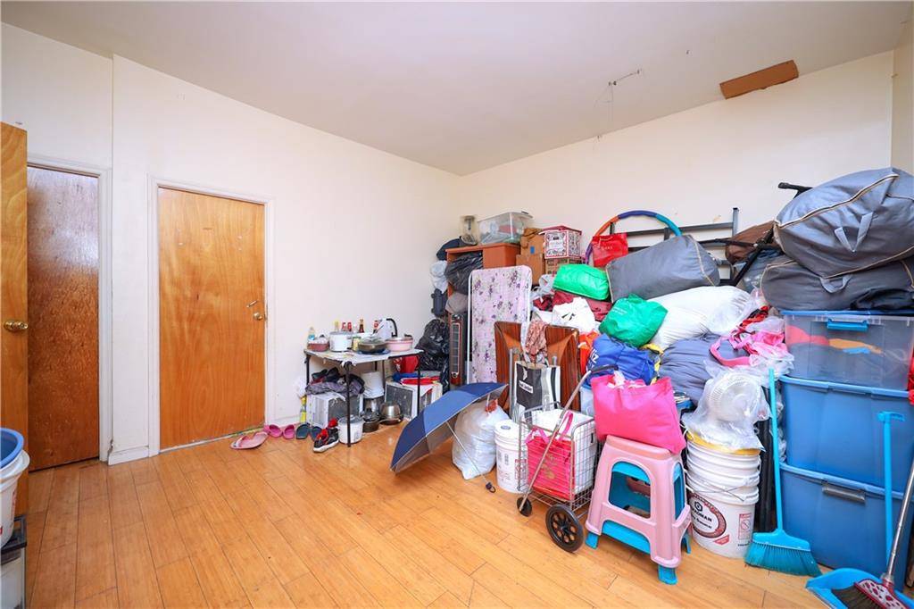 Brooklyn, NY 11220,762 50th ST