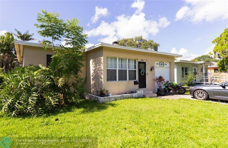 Hollywood, FL 33020,2626 Mckinley St