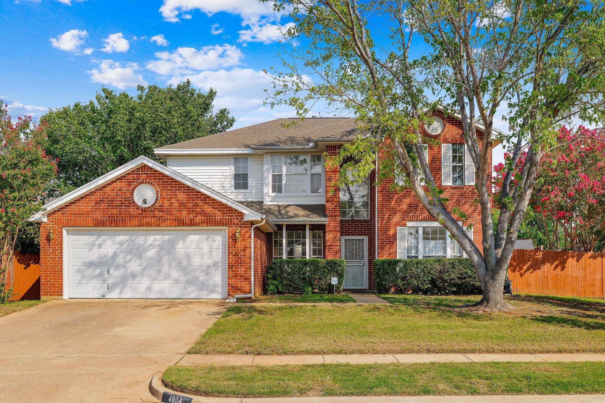 Arlington, TX 76018,4804 Shadow Crest Drive