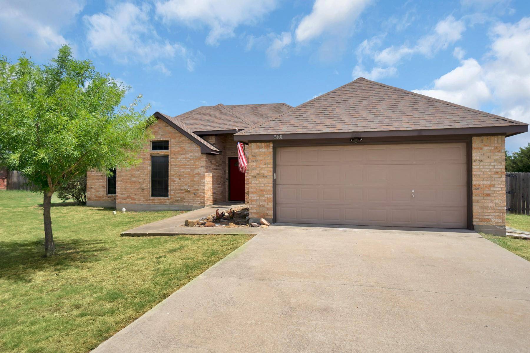 Greenville, TX 75402,5101 Creek Crossing Drive