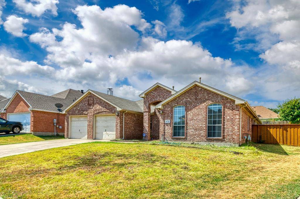 Grand Prairie, TX 75052,4721 Chaucer Court