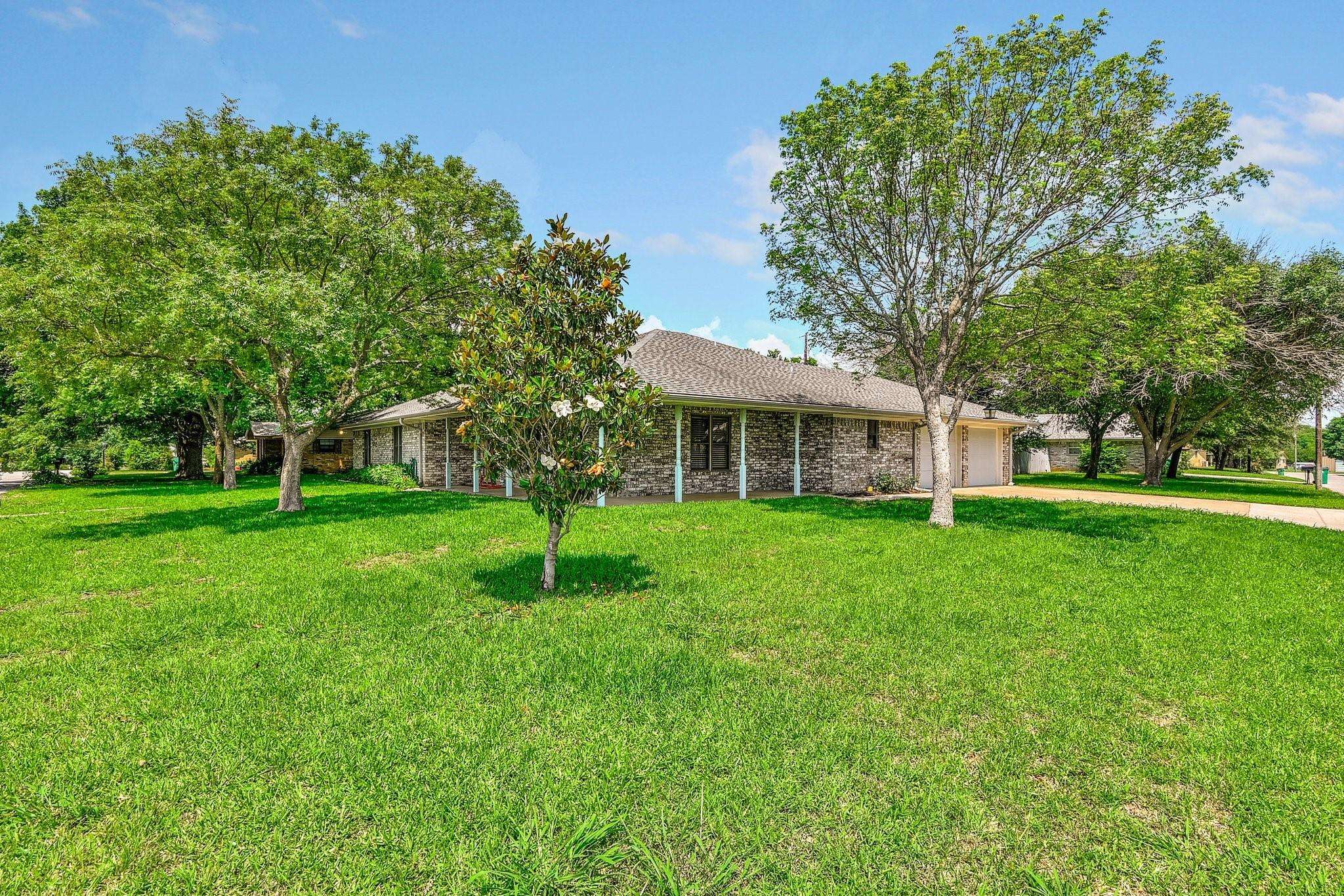 Muenster, TX 76252,627 E Eddy Street