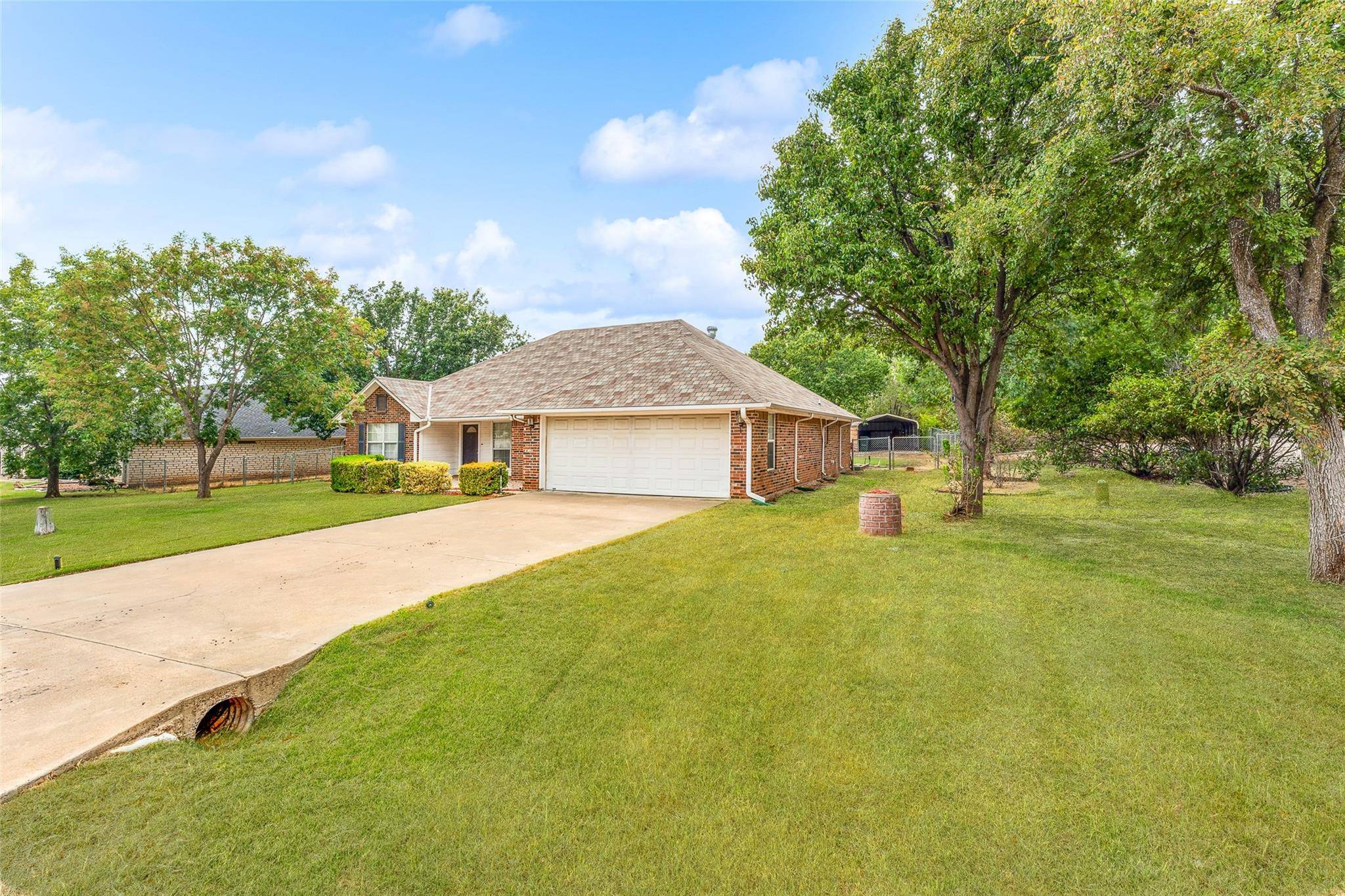 Granbury, TX 76049,2110 Timberwood Court