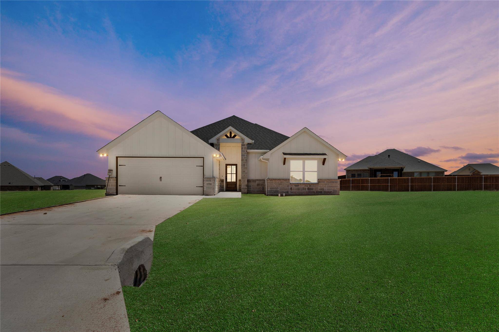 Godley, TX 76044,11700 Baycat Court