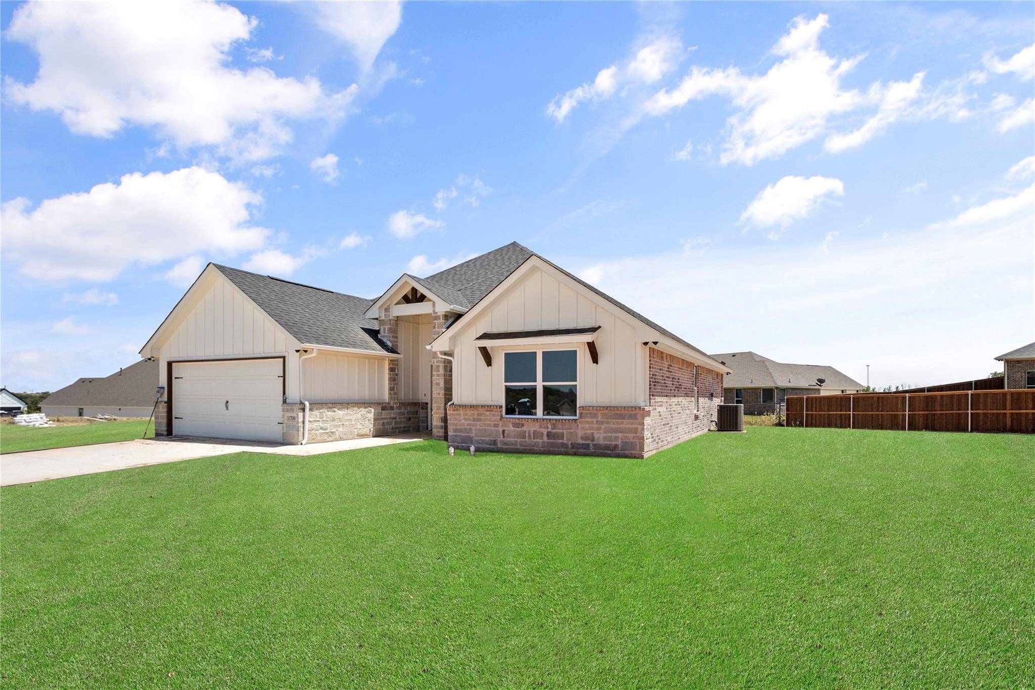 Godley, TX 76044,11700 Baycat Court