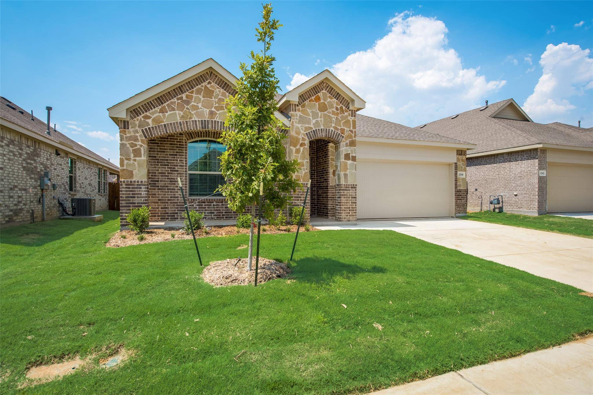 Little Elm, TX 75068,2316 O'Keefe Drive