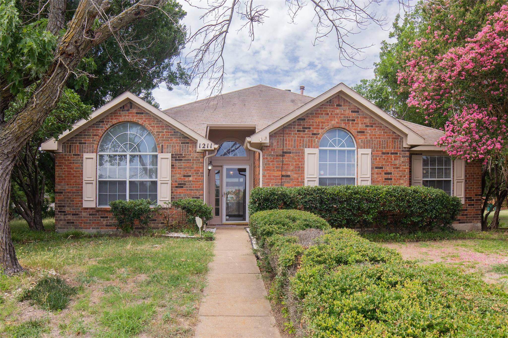 Cedar Hill, TX 75104,1211 White Court