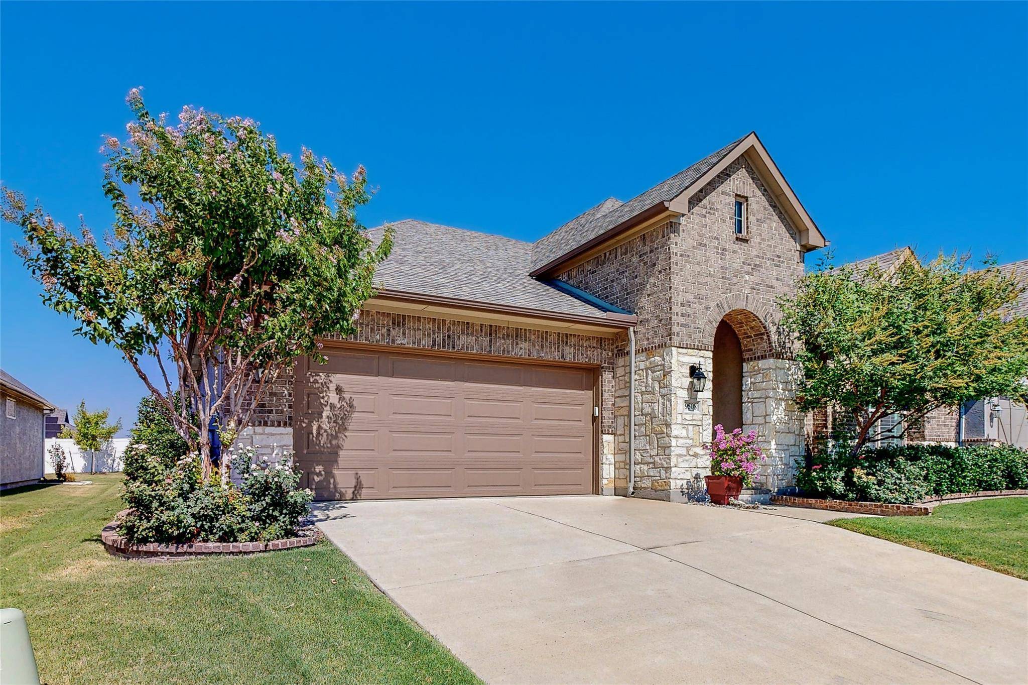 Denton, TX 76207,9508 Greenstone Way