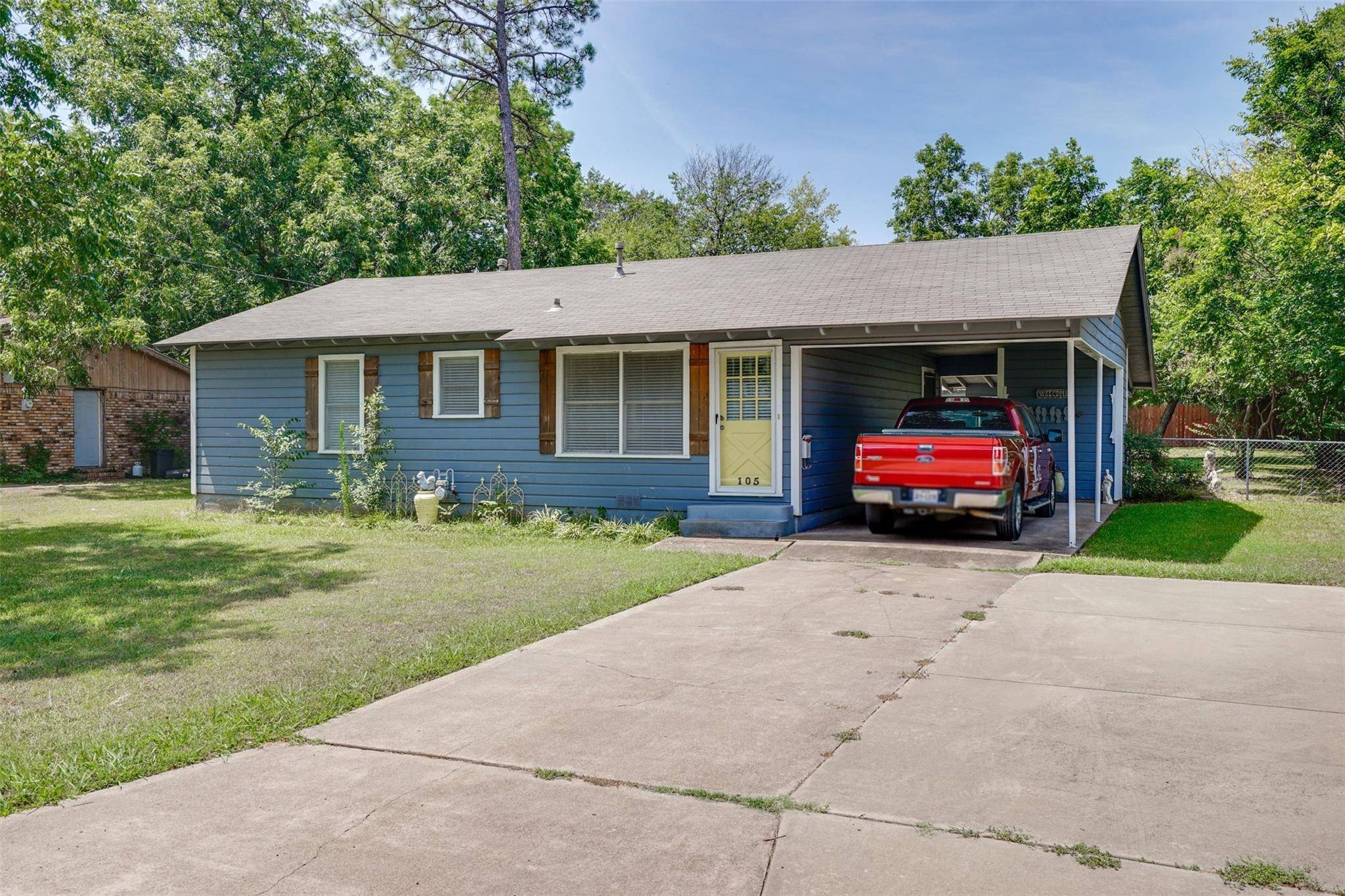 Terrell, TX 75160,105 W Mccoulskey Street