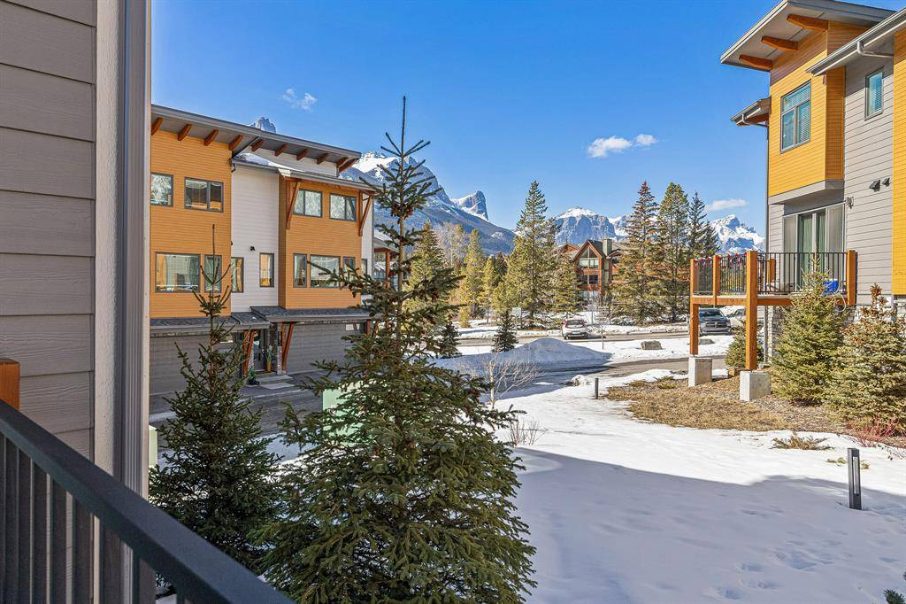 Canmore, AB T1W0L3,1101 Three Sisters Pkwy #105I