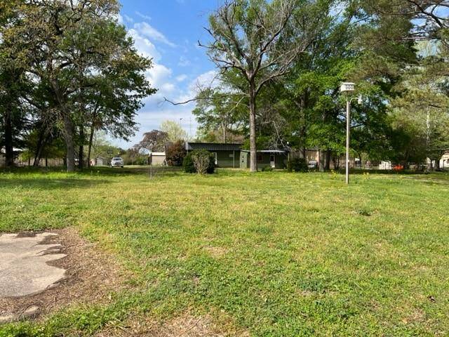 Groesbeck, TX 76642,117 Lcr 752b