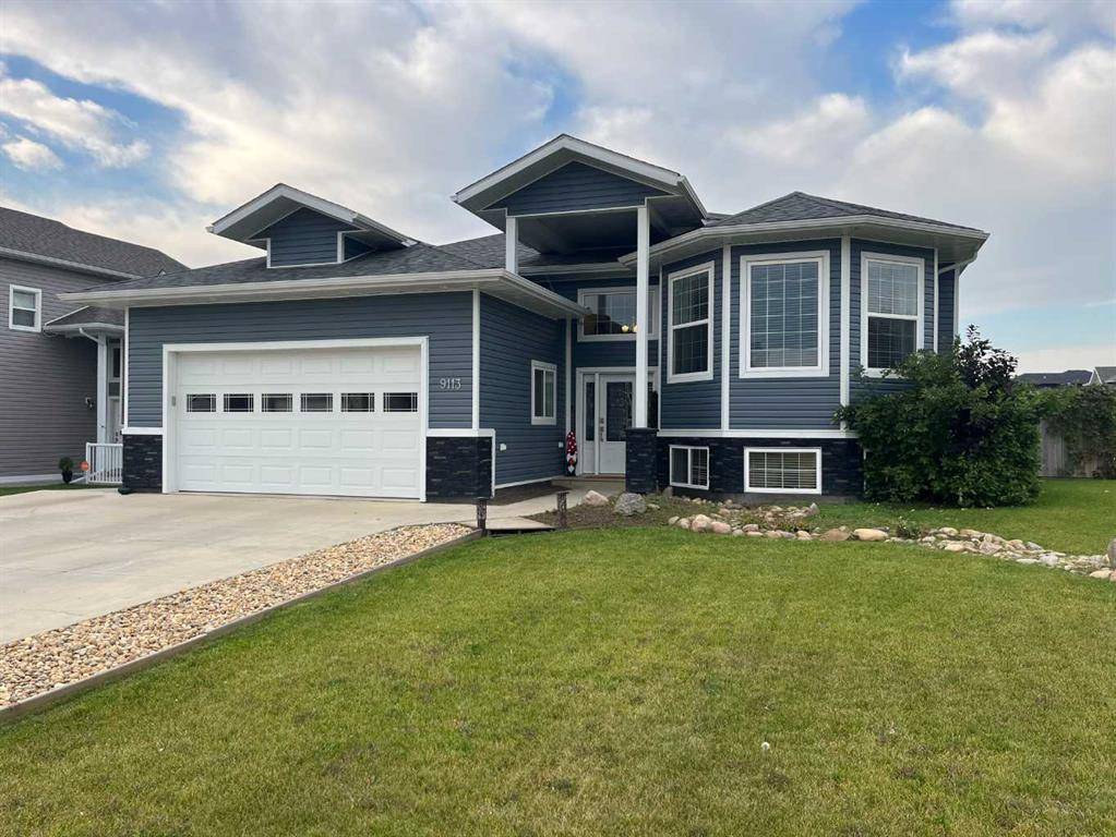 Peace River, AB T8S 1W9,9113 130 AVE