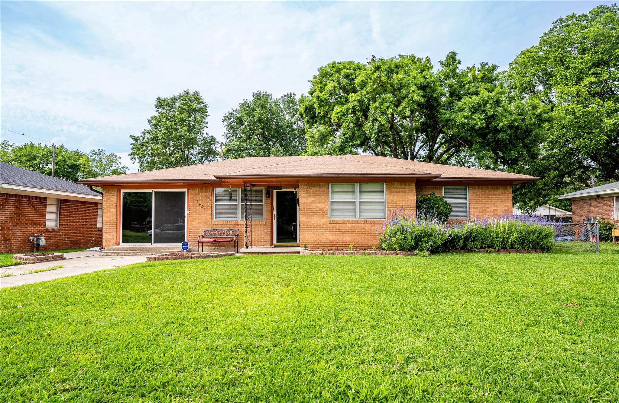 Gainesville, TX 76240,1603 Harris Street