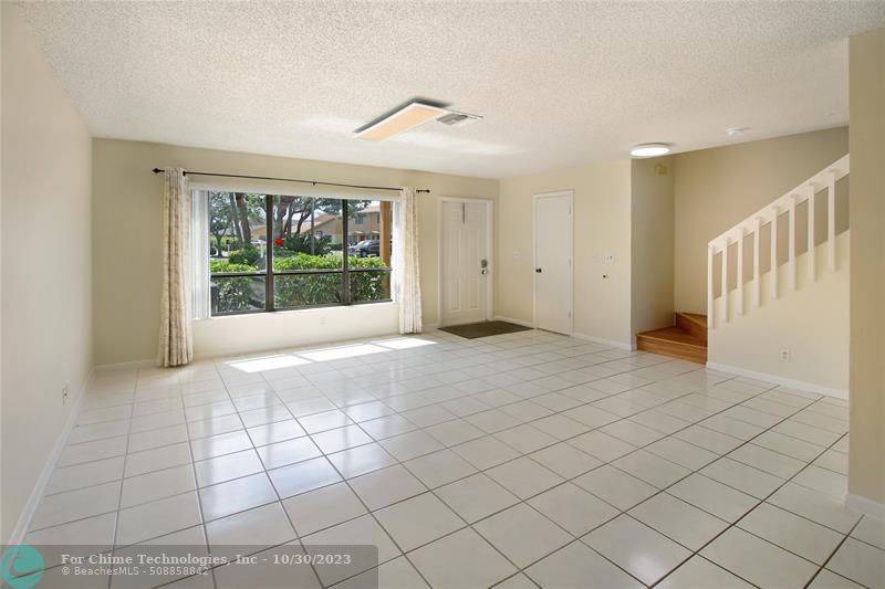 Pompano Beach, FL 33064,3370 Beau Rivage Dr  #4B