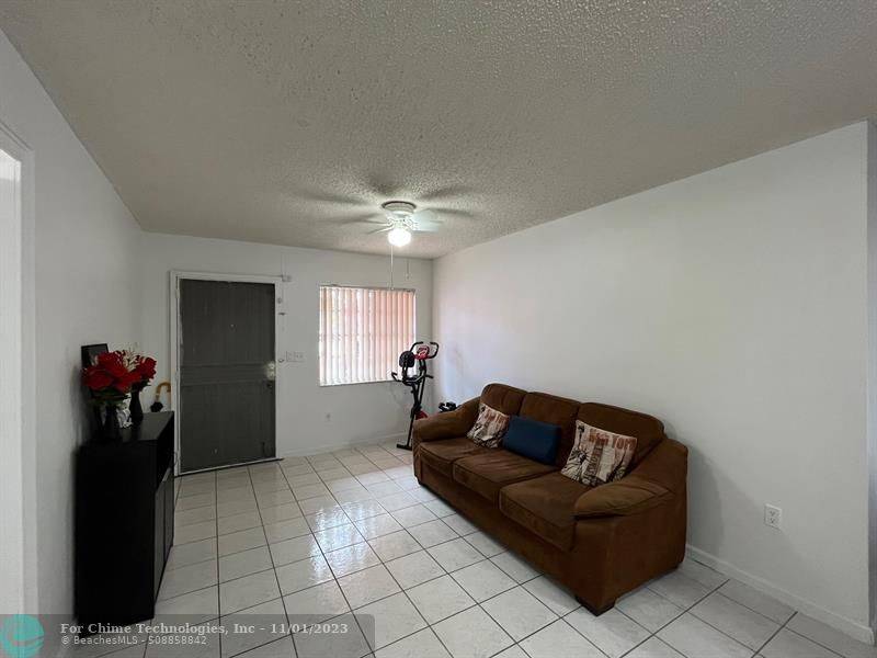 Hialeah, FL 33012,5820 W 18th Lane  #102