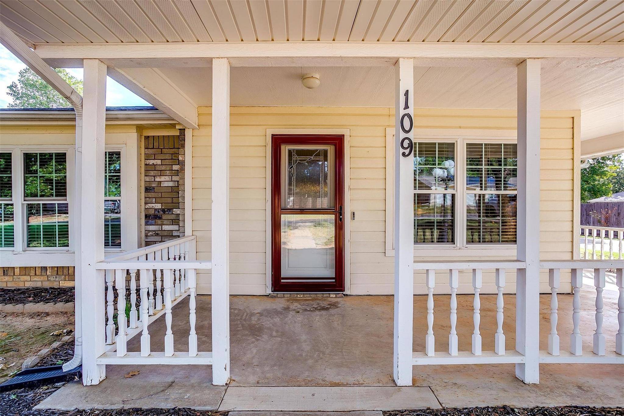 Joshua, TX 76058,109 Thomas Street