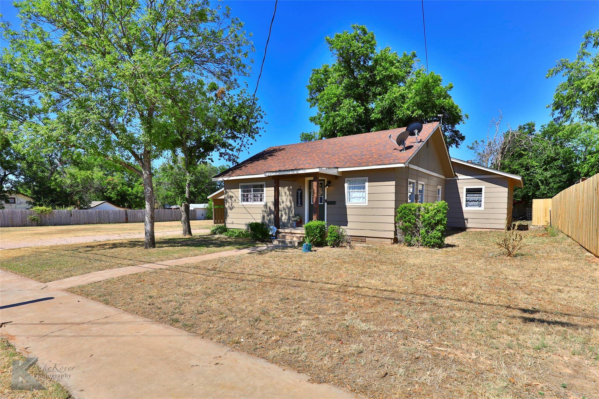 Winters, TX 79567,607 Fannin Street