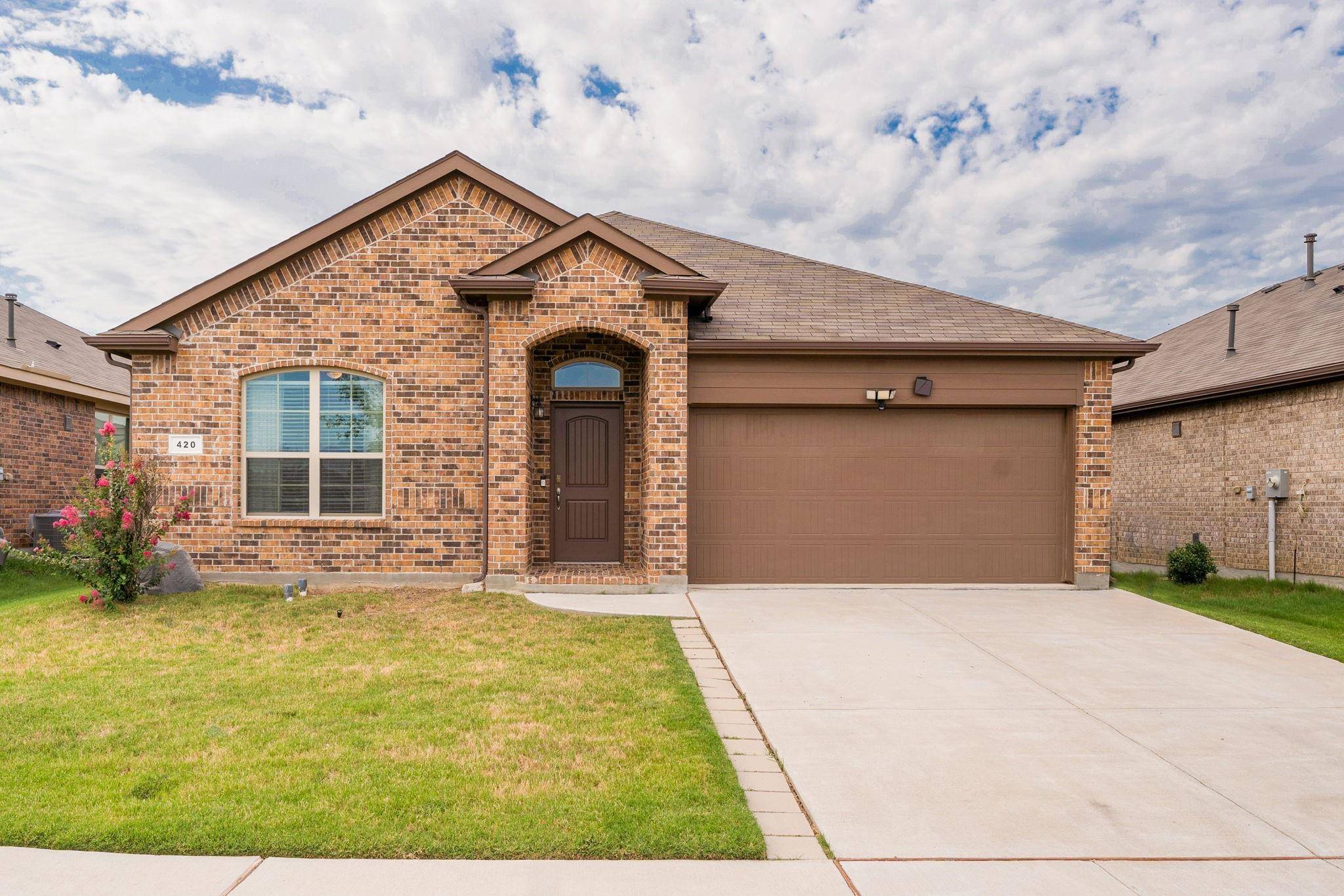 Denton, TX 76210,420 Grassland Drive