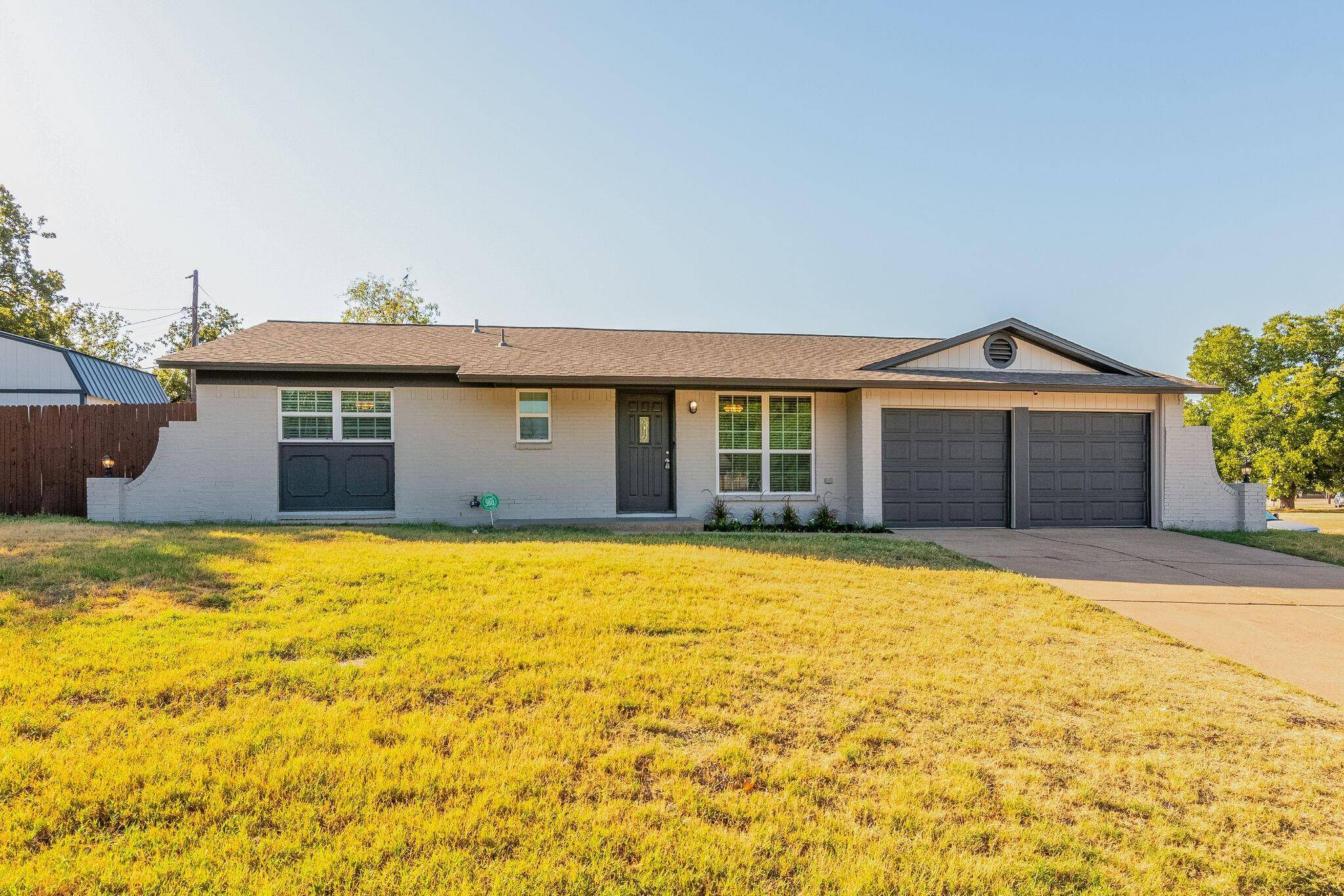 Hurst, TX 76053,1041 Calcutta Street