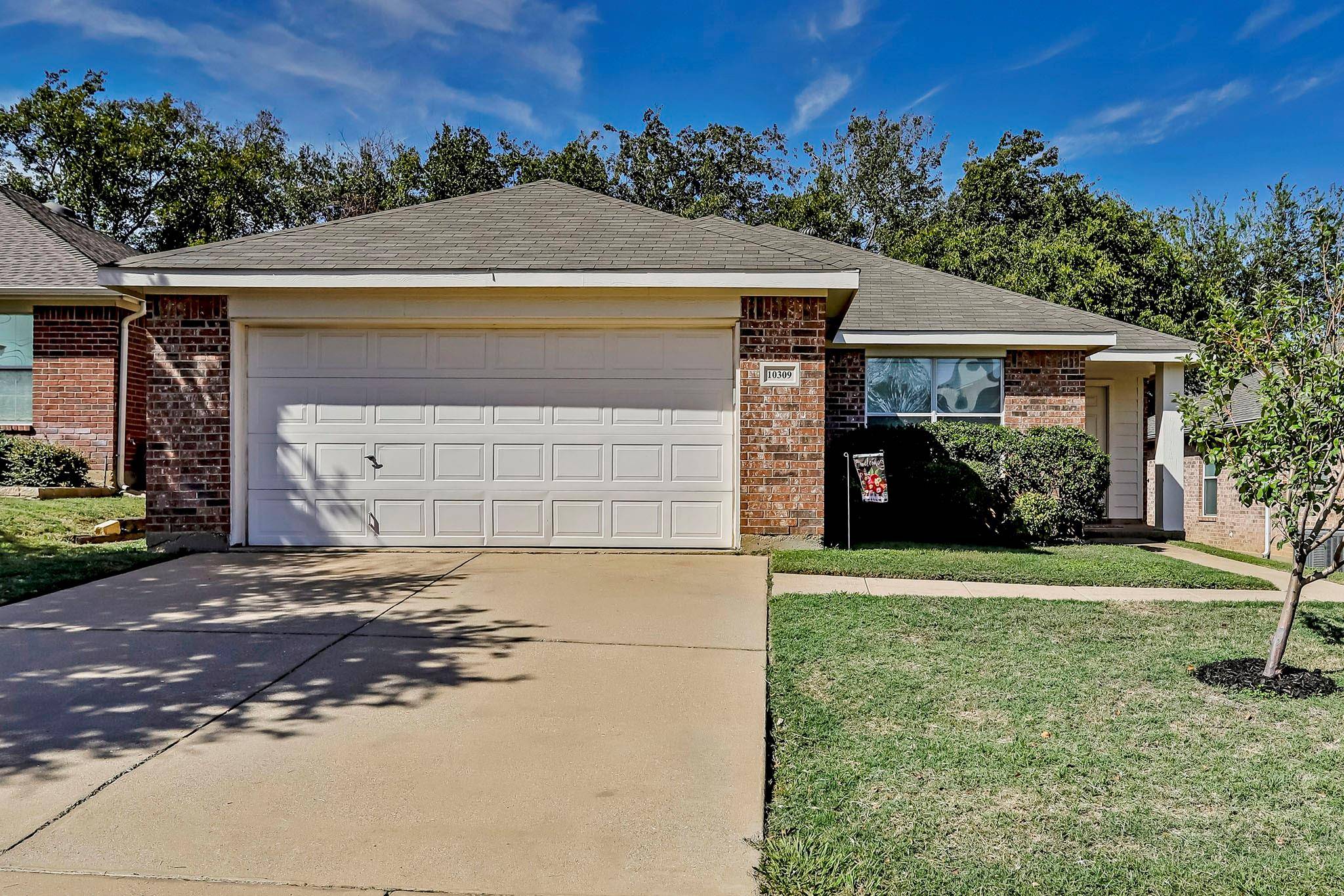 Fort Worth, TX 76244,10309 Bear Hollow Drive