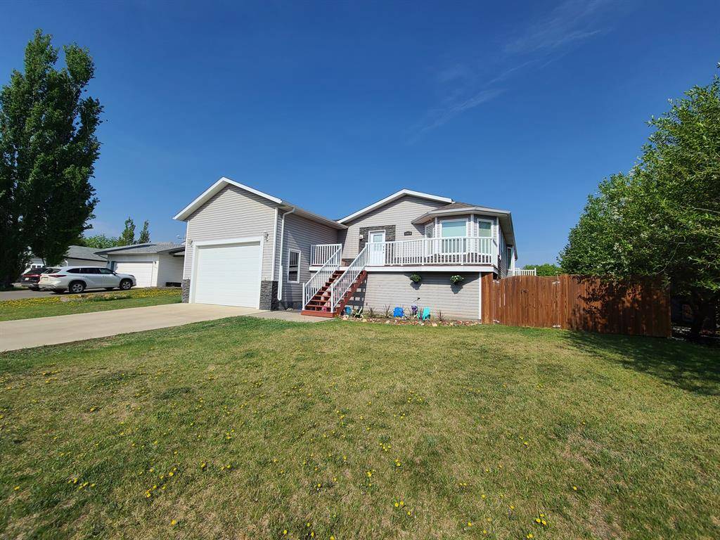 Peace River, AB T8S 1X3,13418 91 ST