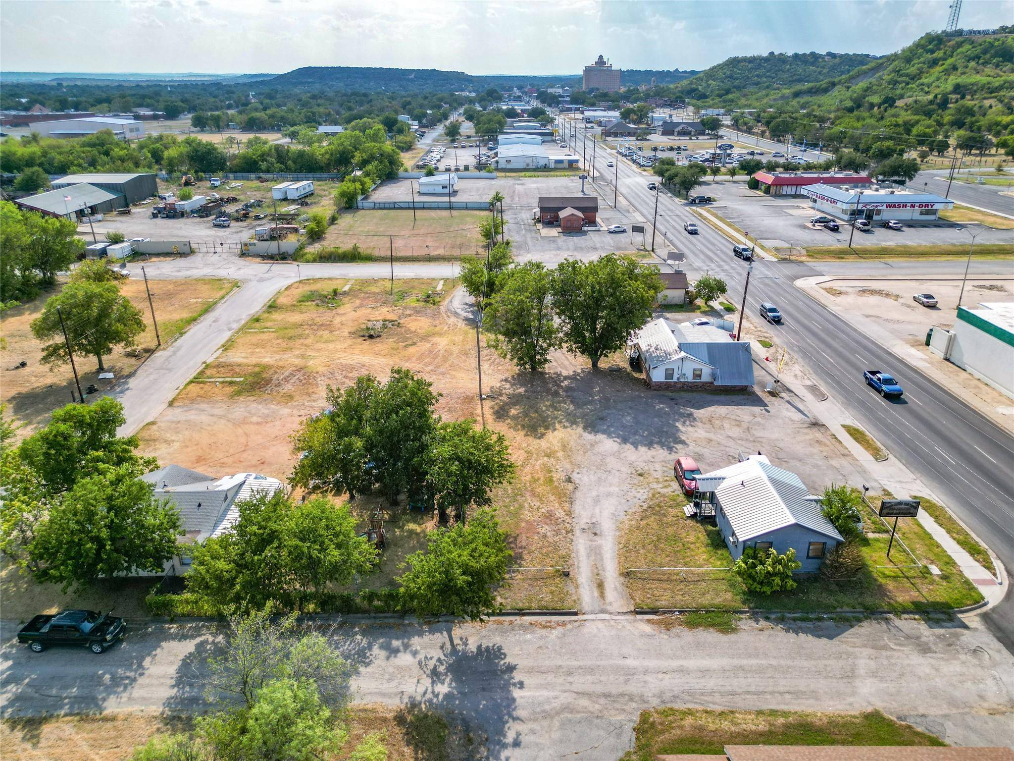 Mineral Wells, TX 76067,1608 1st Street