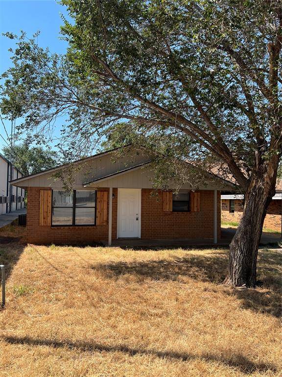 Weatherford, OK 73096,522 E Clark Avenue